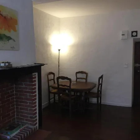 Centre Historic Apartment Marvejols